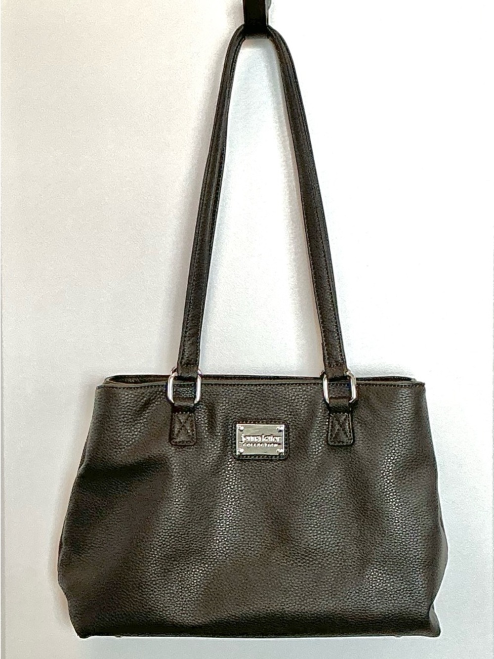 Jenna Kator vegan leather handbag in gorgeous pewter grey with silver accents.